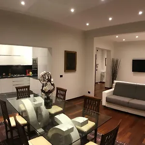  Apartamento Mirandola Italia